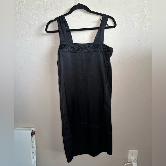 Banana Republic Silk Dress‎ - Picture 4 of 4